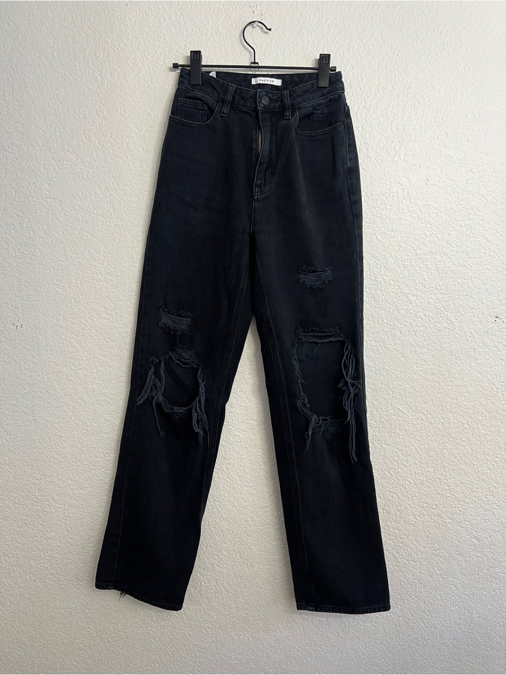 PacSun 90s Boyfriend Black Distressed Jeans Size 24